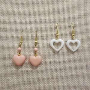 Set of heart earrings